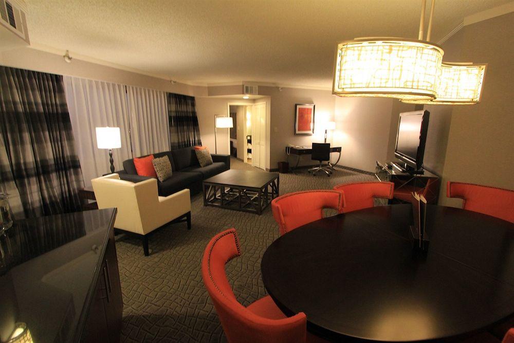 Doubletree Suites By Hilton Salt Lake City Exterior photo