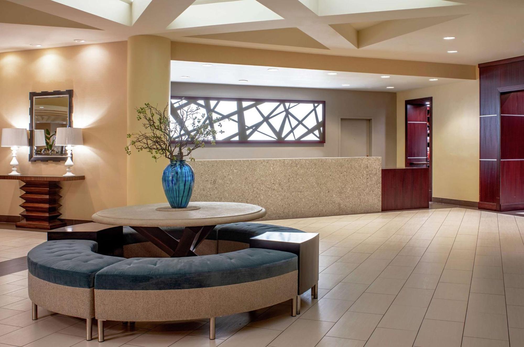 Doubletree Suites By Hilton Salt Lake City Exterior photo